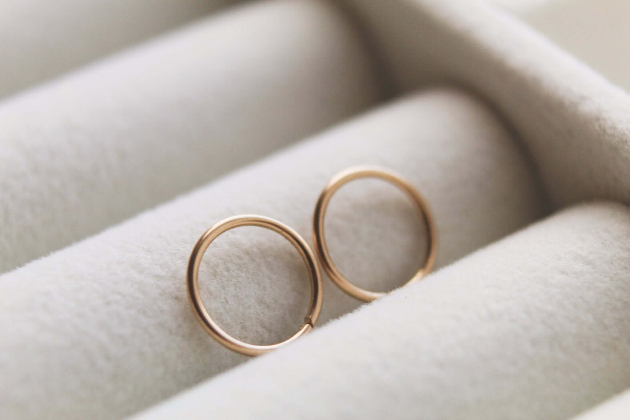 14K Gold Infinity Hoops - Jewellery Hut