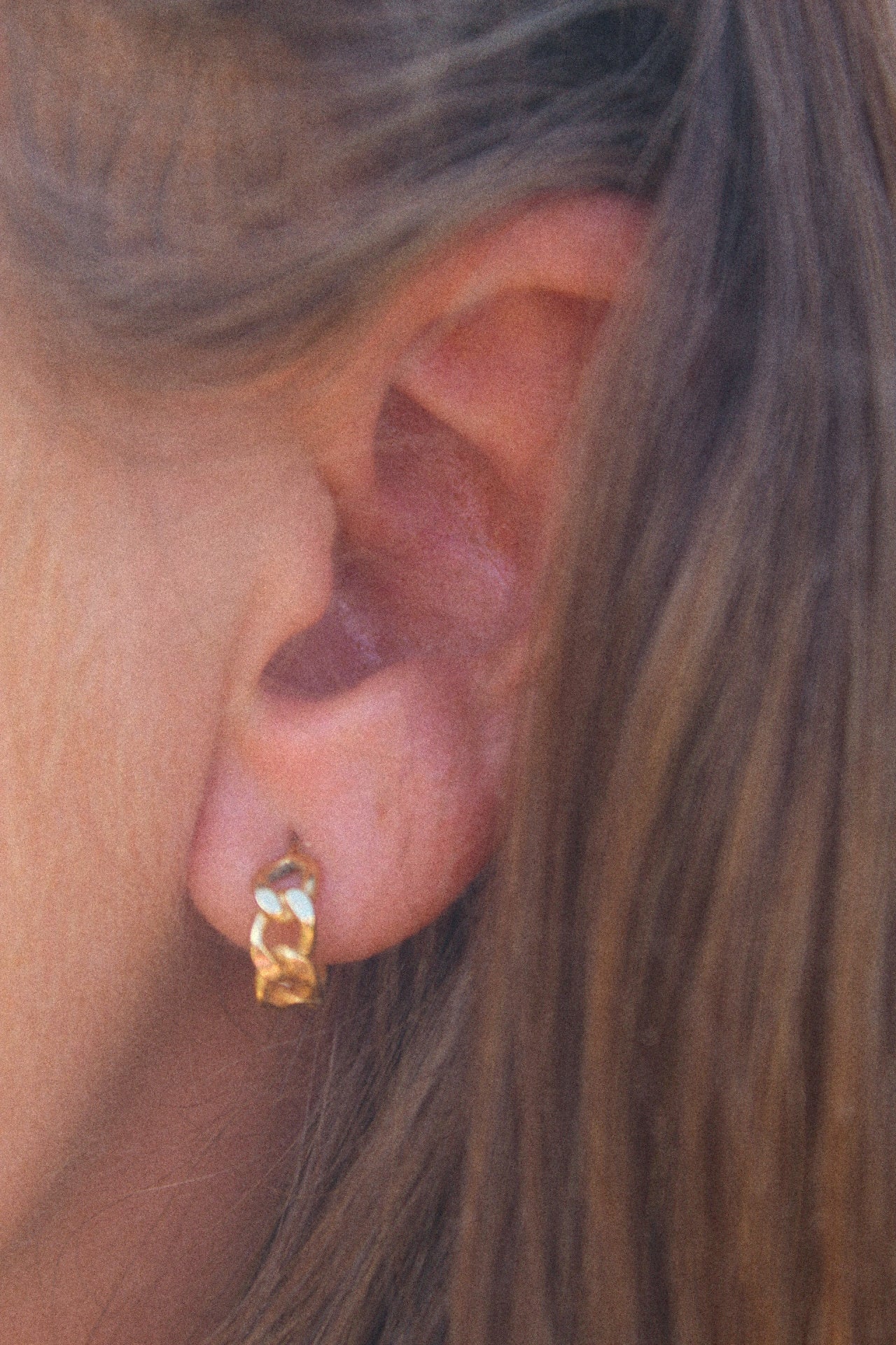 18k Gold Filled Chain Huggie Hoop Earrings - Jewellery Hut