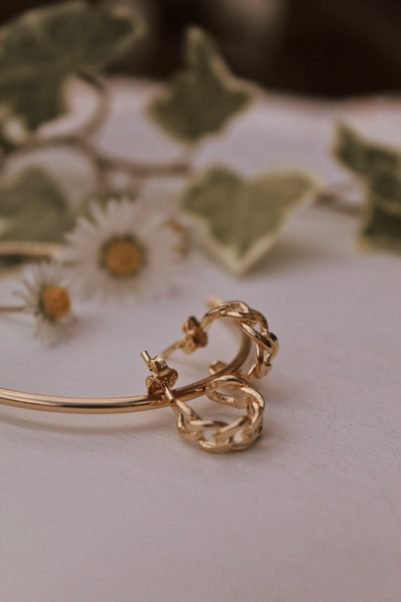 18k Gold Filled Chain Huggie Hoop Earrings - Jewellery Hut