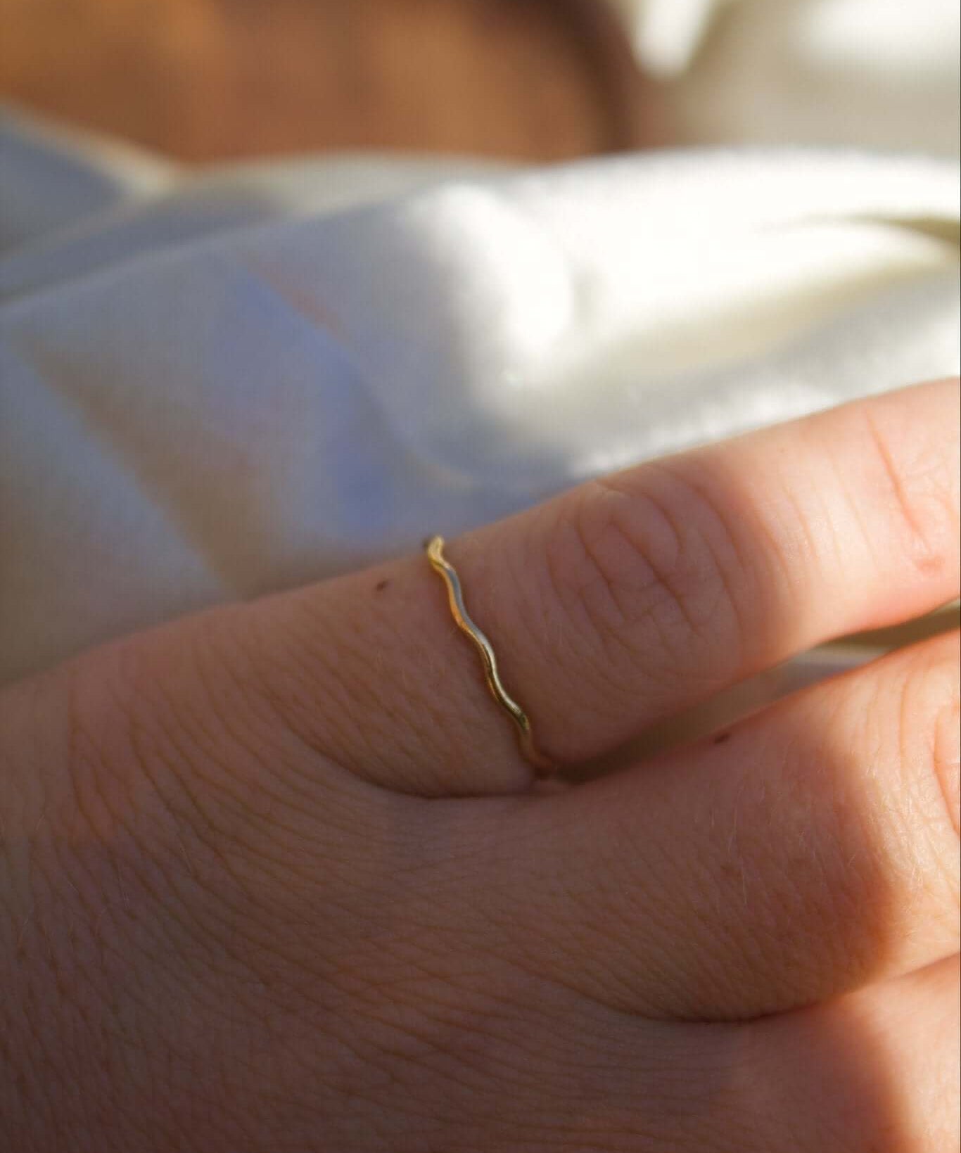 14K Gold Wavy Stacking Ring - Jewellery Hut