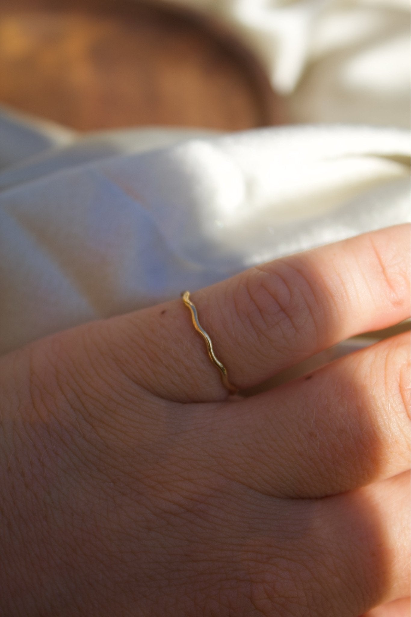 14K Gold Wavy Stacking Ring - Jewellery Hut