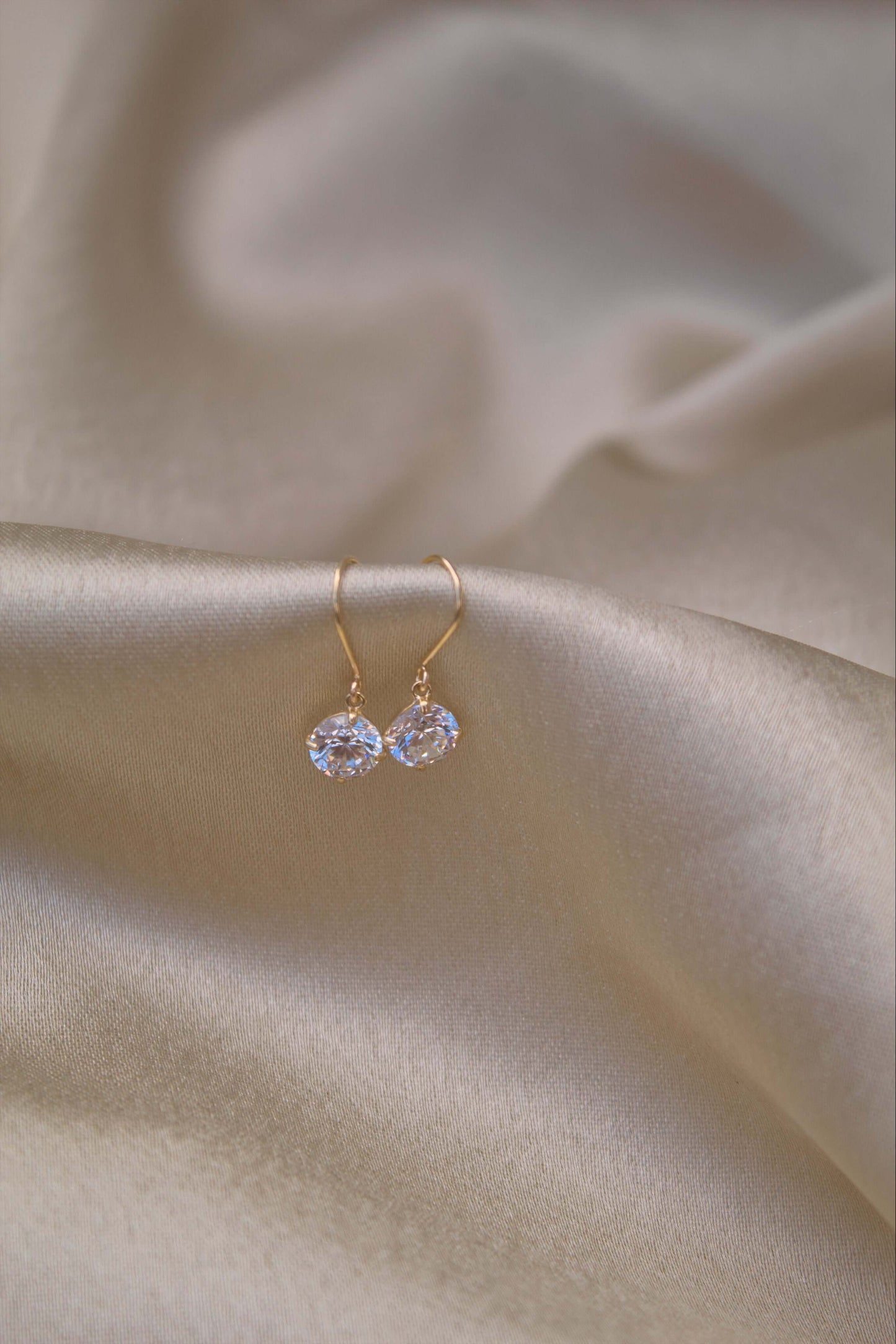 9K Yellow Gold Cubic Zirconia Drop Earrings