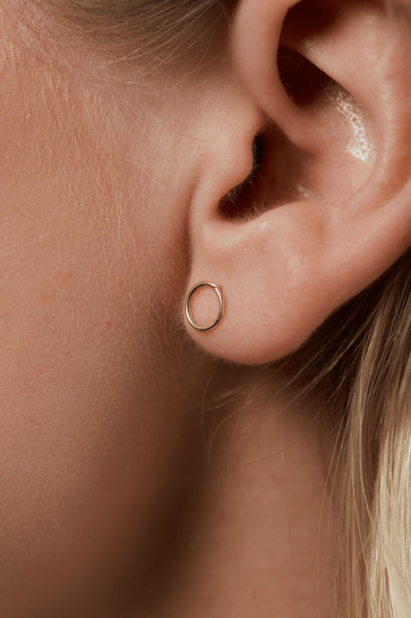 14K Gold Circle Stud Earrings - Jewellery Hut