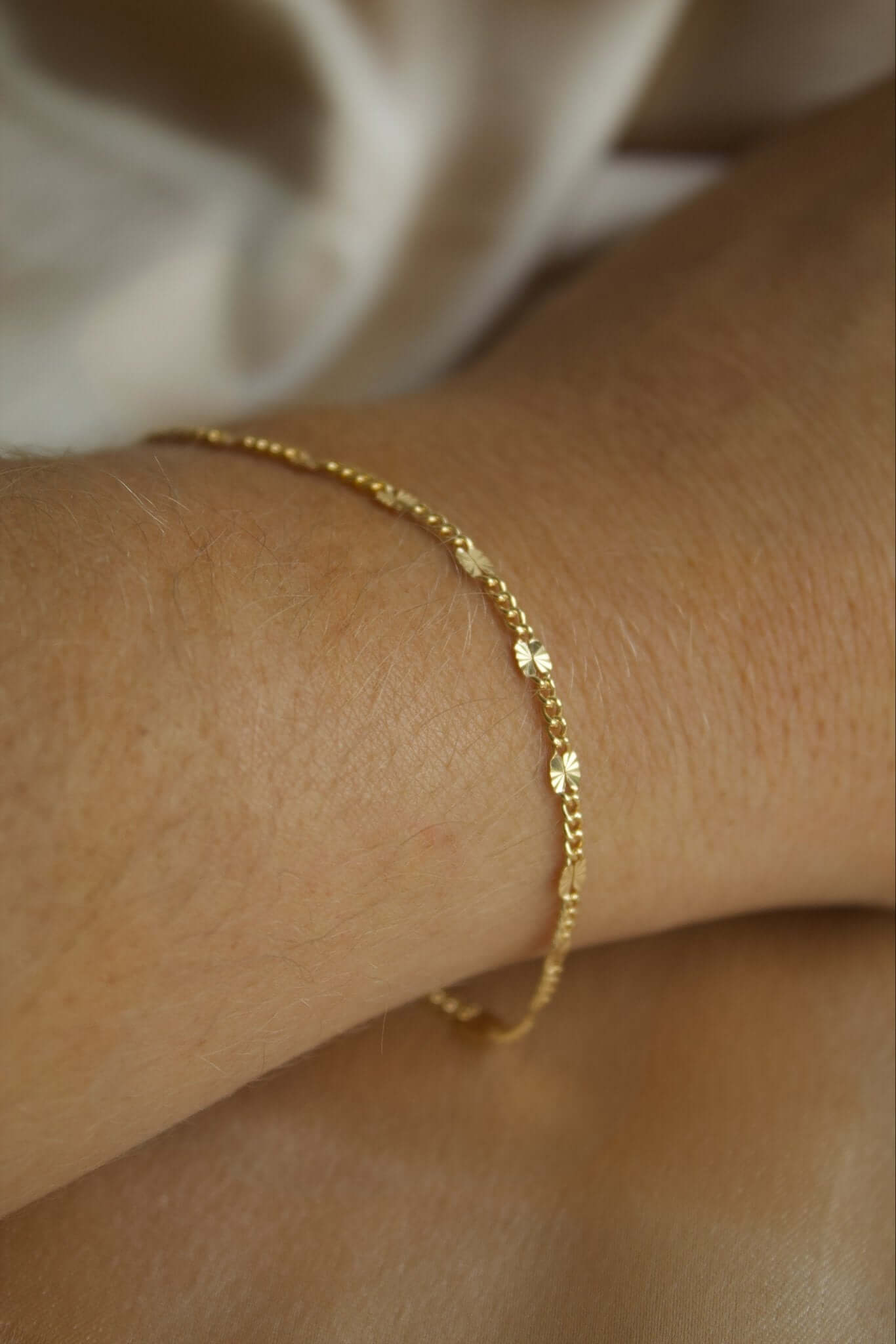 14K Gold Filled Starburst Bracelet โ Jewellery Hut