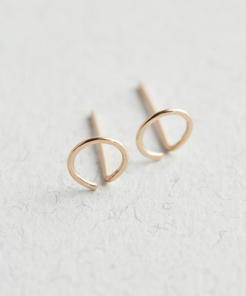 14K Gold Hammered Circle Stud Earrings - Jewellery Hut