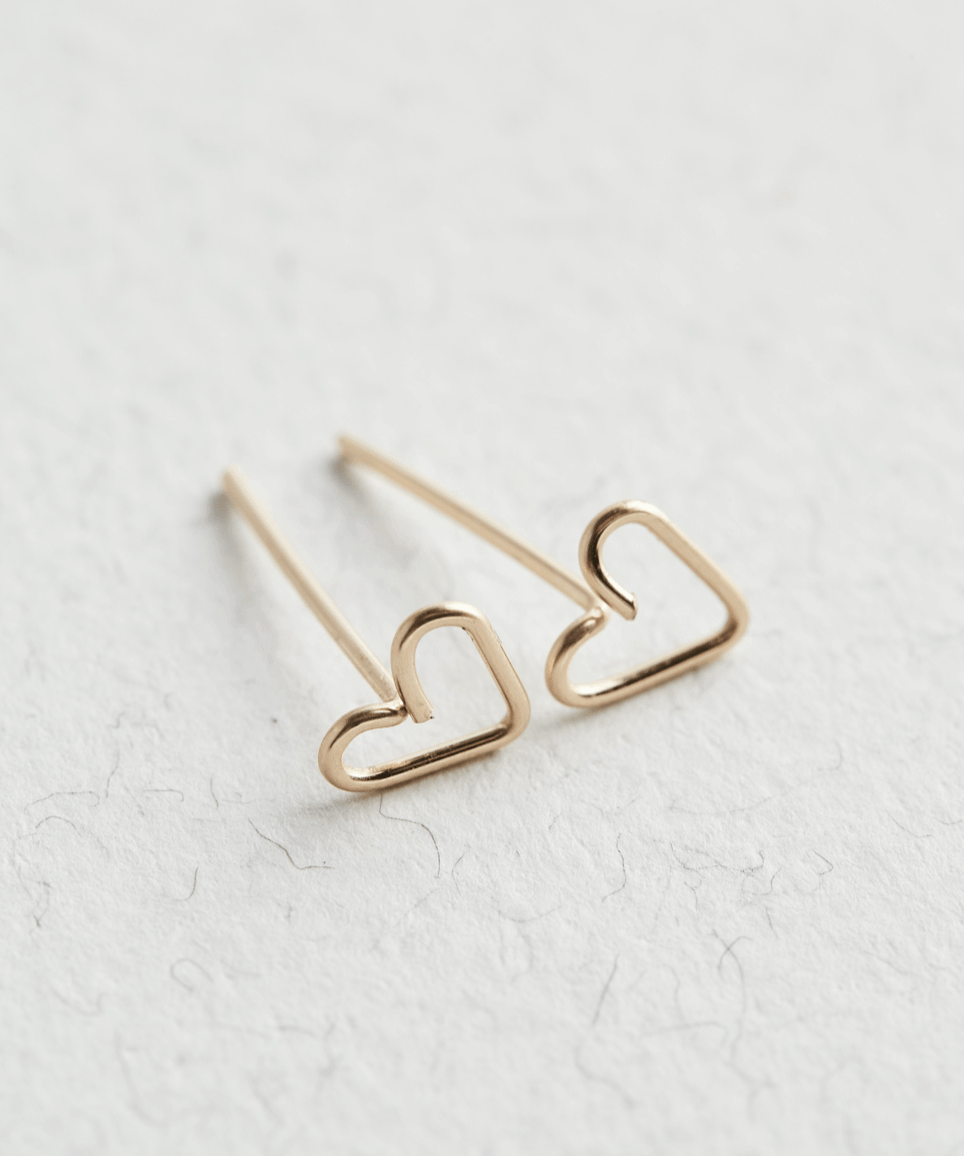 14K Gold Heart Stud Earrings - Jewellery Hut