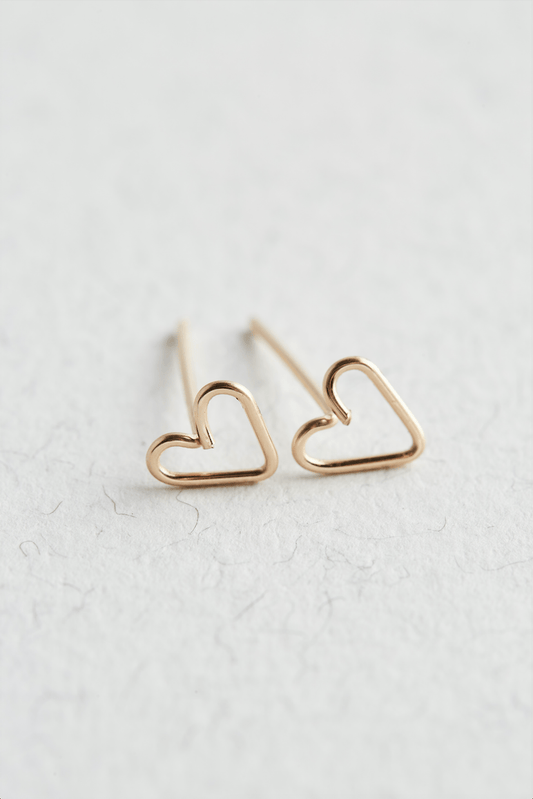14K Gold Heart Stud Earrings - Jewellery Hut