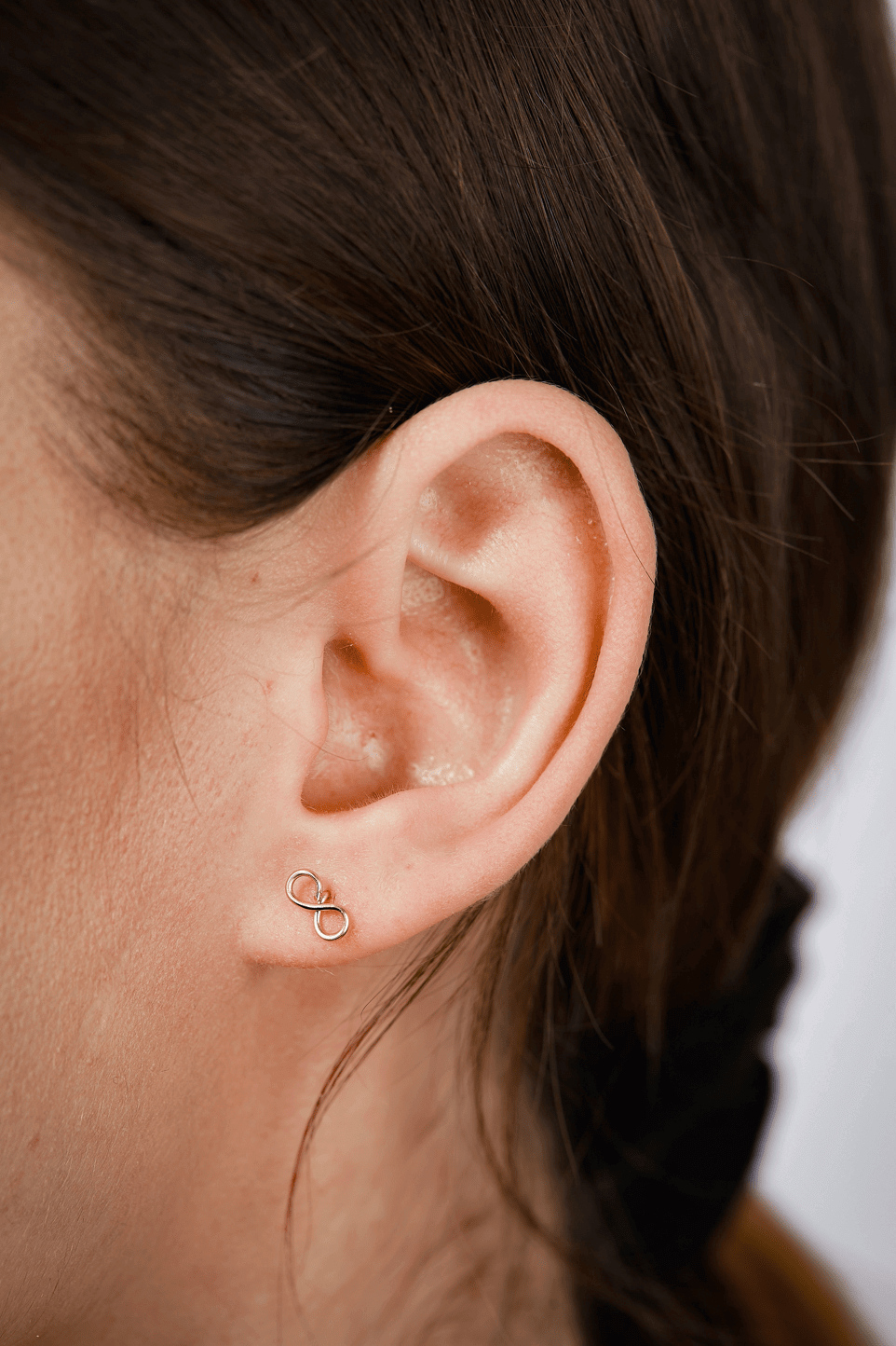 14K Gold Infinity Stud Earrings - Jewellery Hut