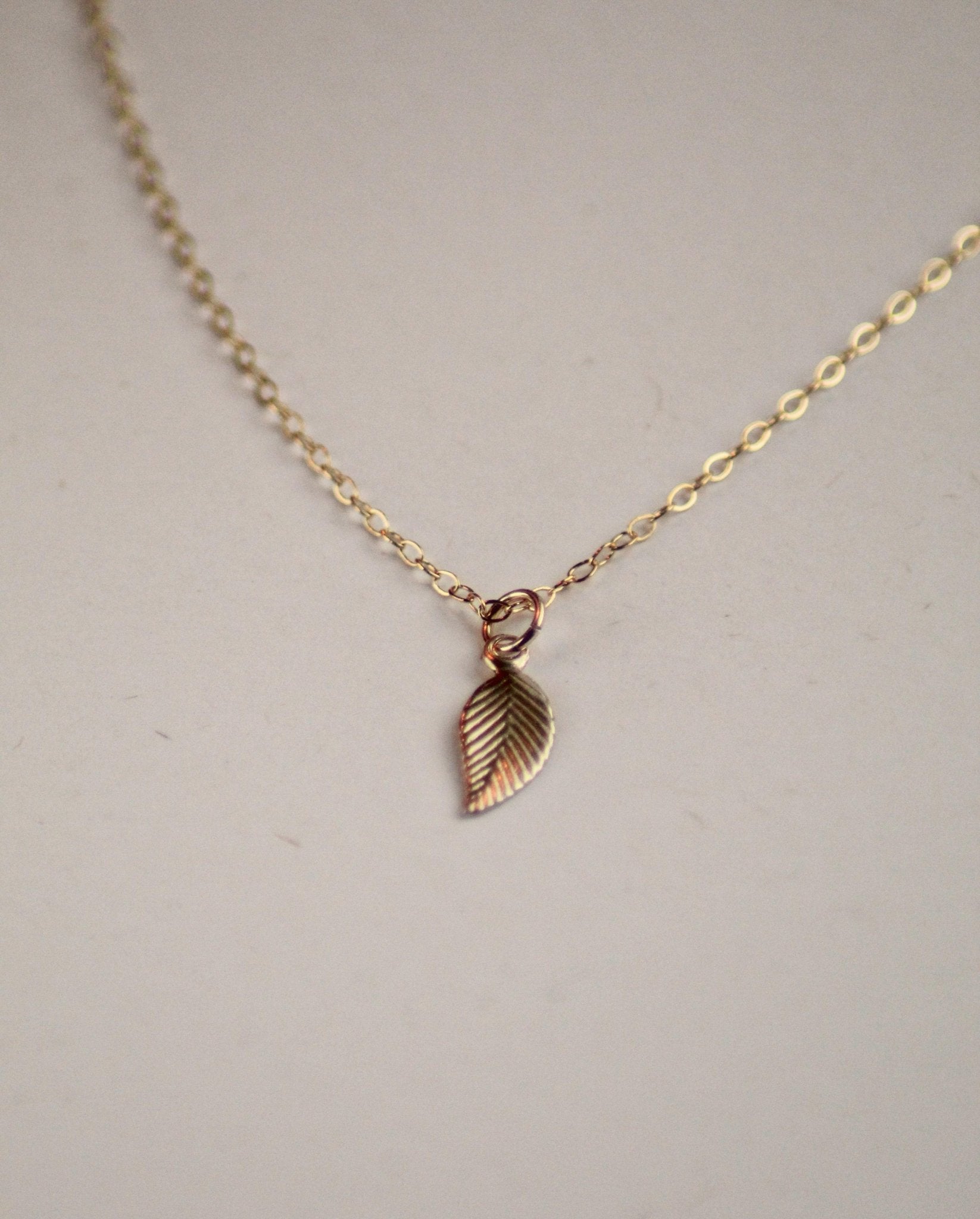 14K Gold Leaf Necklace - Jewellery Hut