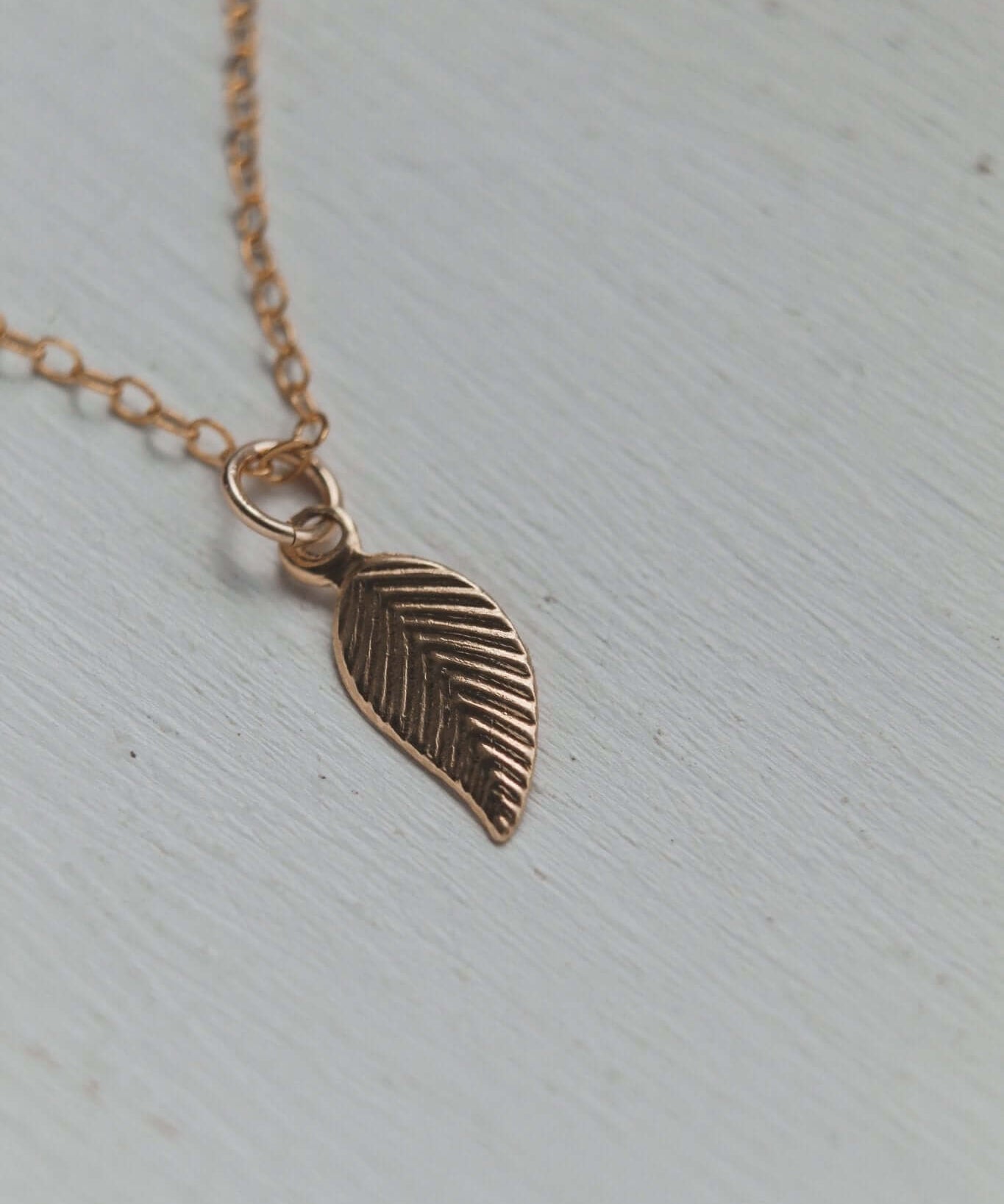 14K Gold Leaf Necklace - Jewellery Hut