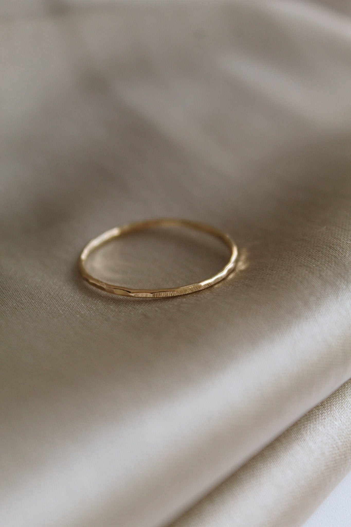 14K Gold Ring Hammered Finish - Jewellery Hut