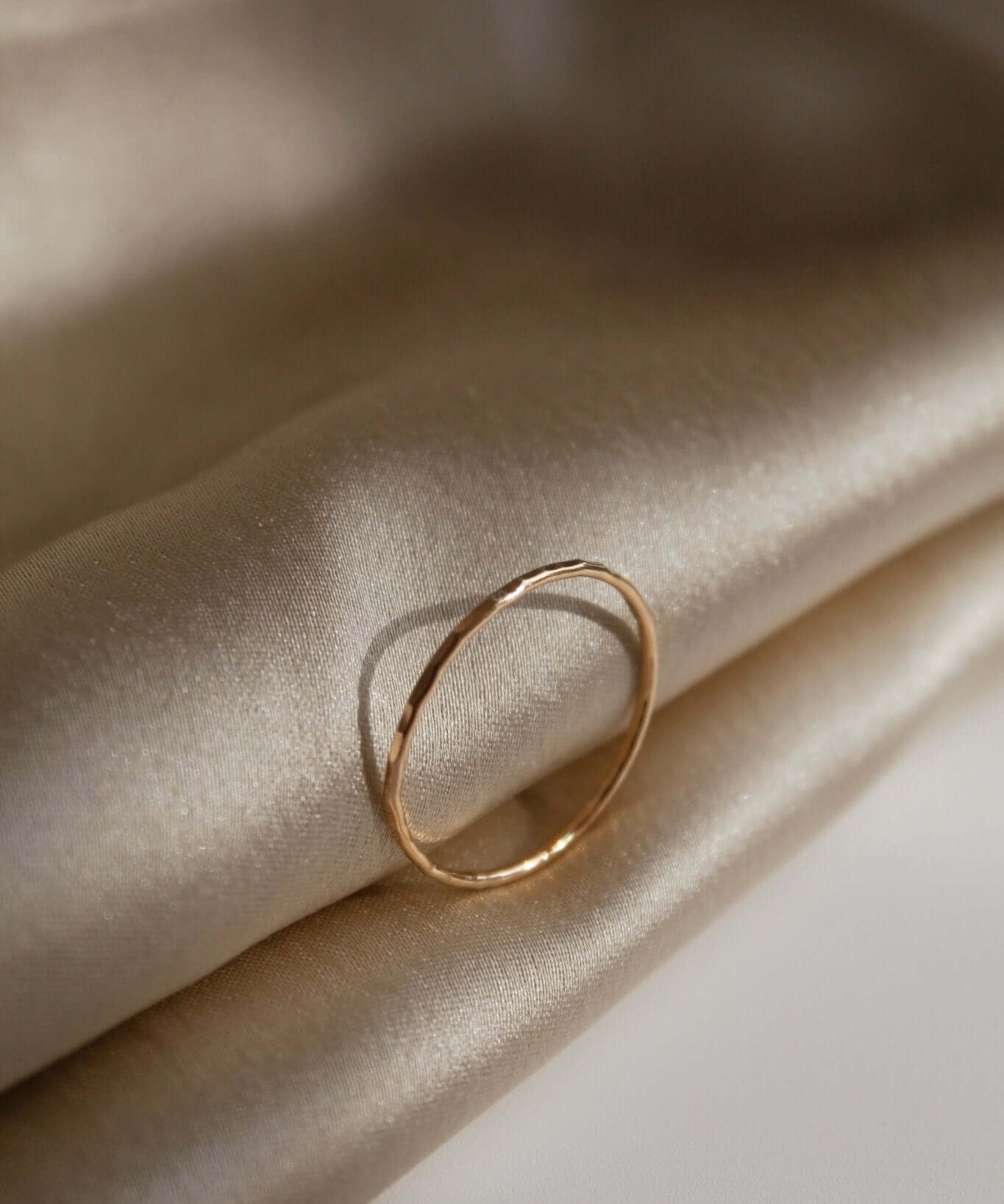14K Gold Ring Hammered Finish - Jewellery Hut