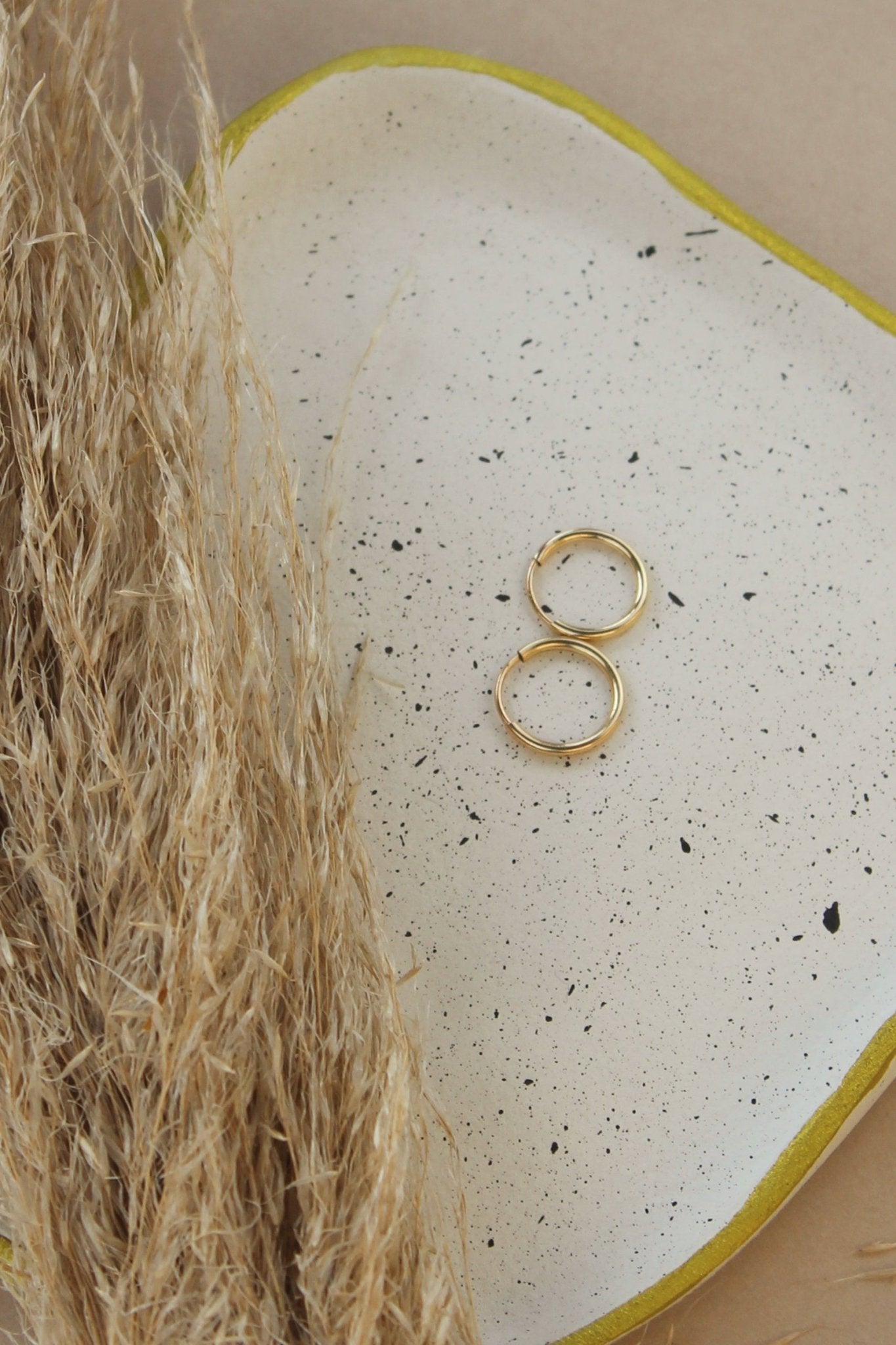 14ct gold sleeper earrings deals