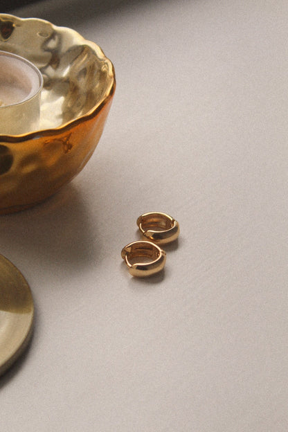 18k Gold Filled Huggie Hoop Earrings - Jewellery Hut