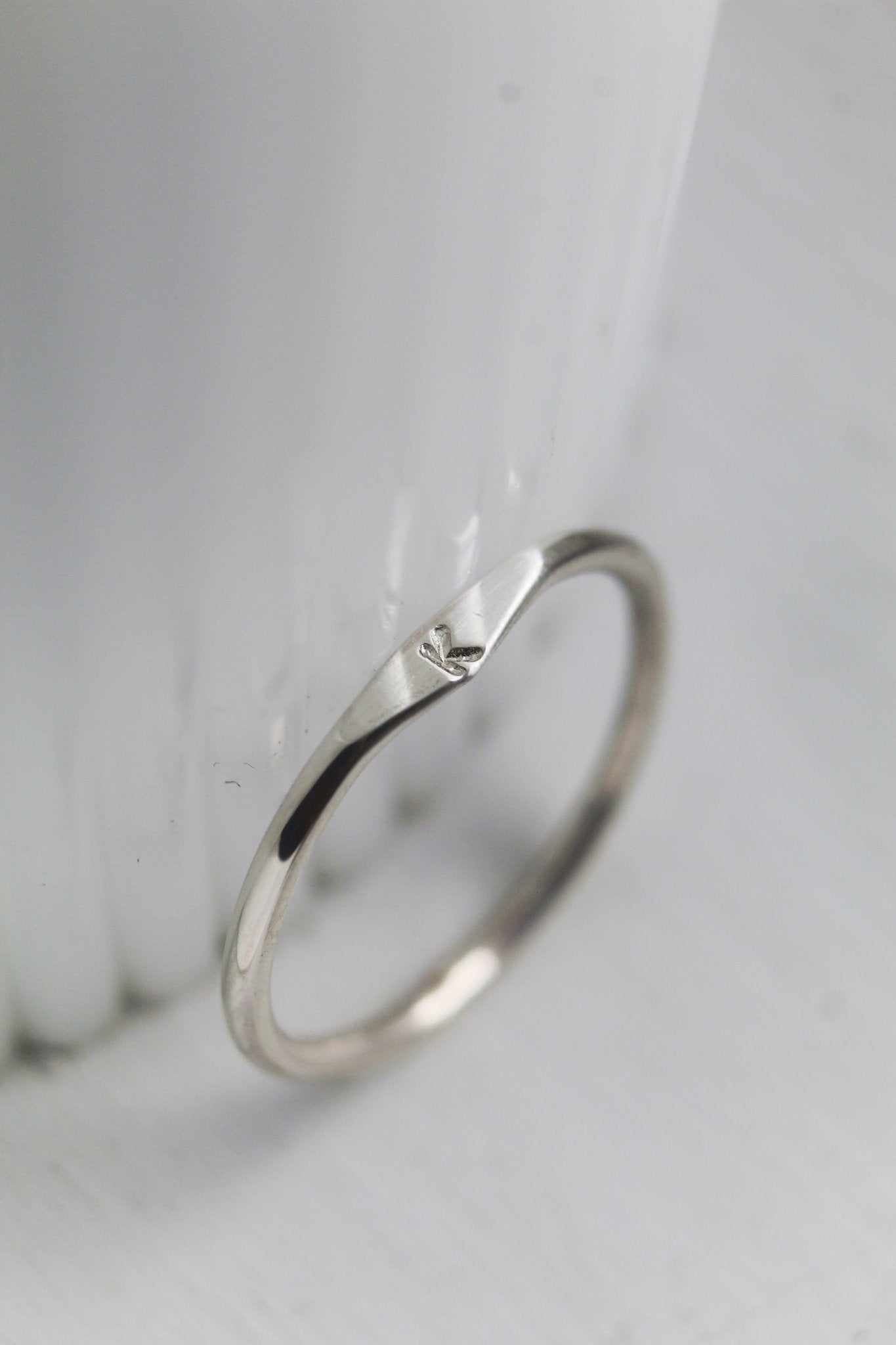 925 Sterling Silver Tiny Signet Ring - Jewellery Hut