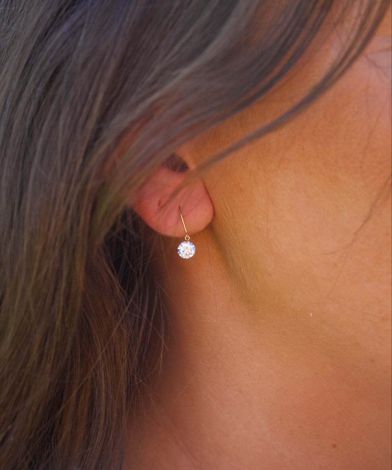 9K Yellow Gold Cubic Zirconia Drop Earrings - Jewellery Hut