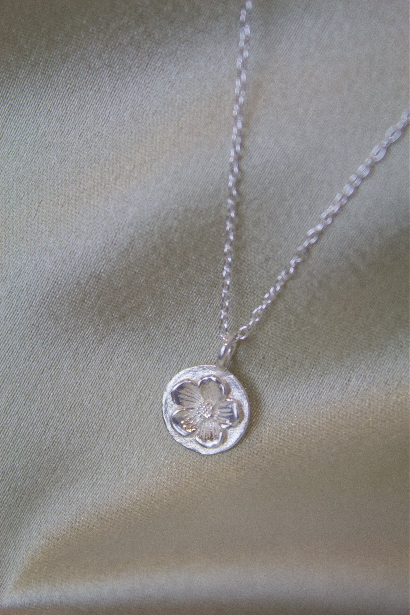 Sterling Silver Flower Necklace - Jewellery Hut