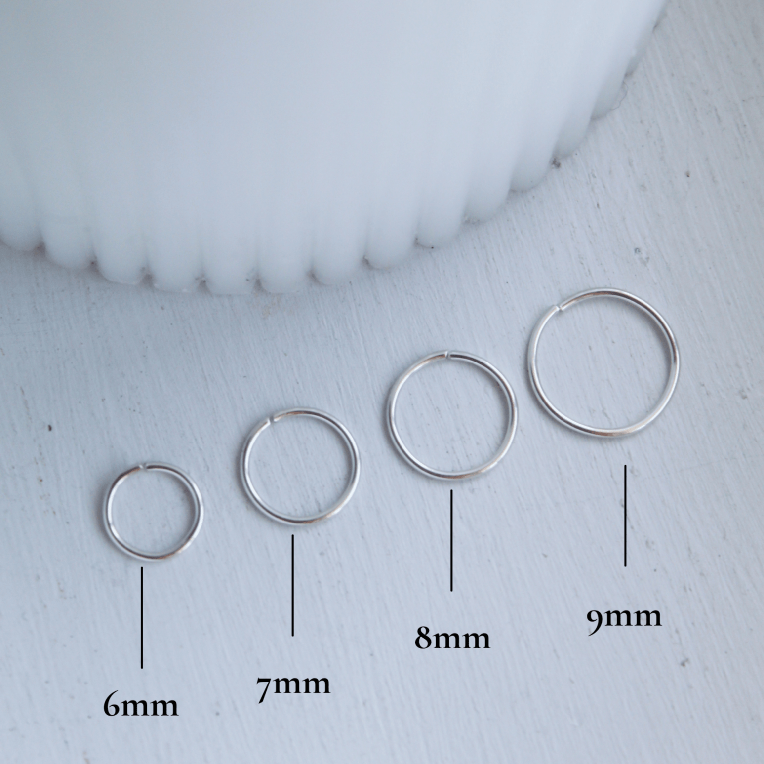 Other Extra dunne kleine neusring 0,5 mm dikte, 6mm, Sterling zilver, Geen steen Other Extra dunne kleine neusring 0,5 mm dikte, 6mm, Sterling zilver, Geen steen