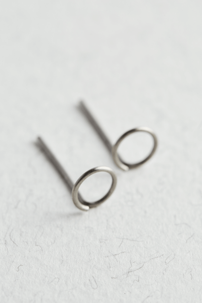 Titanium Circle Stud Earrings - Jewellery Hut